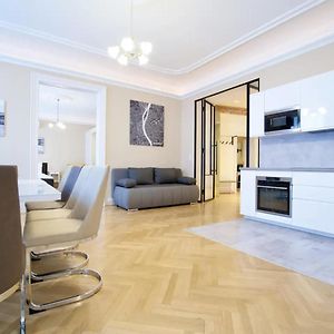 Appartement met Drie Slaapkamers